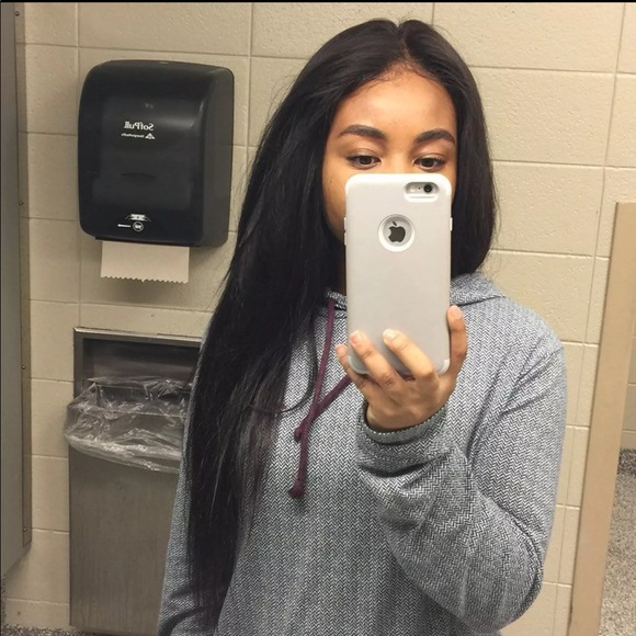 Human Blend Lace Front - Picture 2 of 4